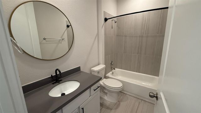 1849 Donetto DR, Leander, TX 78641