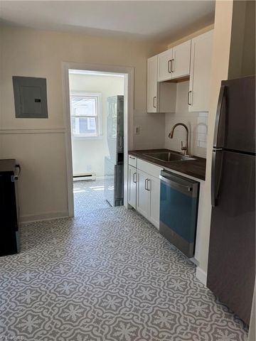 2735 Stratford Drive, Greensboro, NC 27408