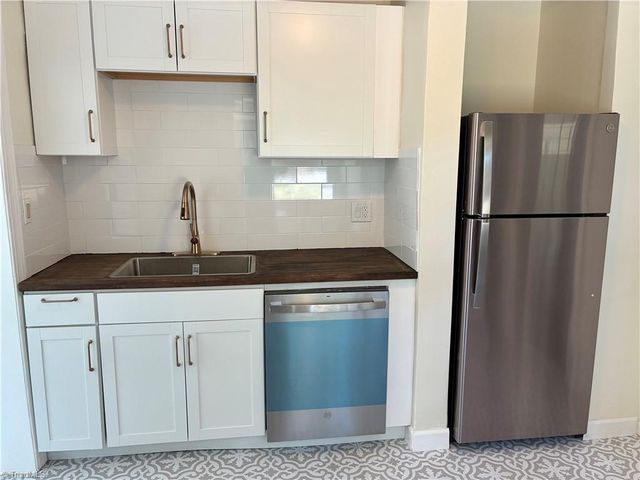 2735 Stratford Drive, Greensboro, NC 27408