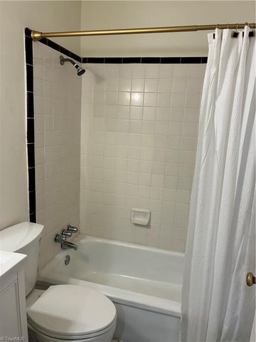 2735 Stratford Drive, Greensboro, NC 27408