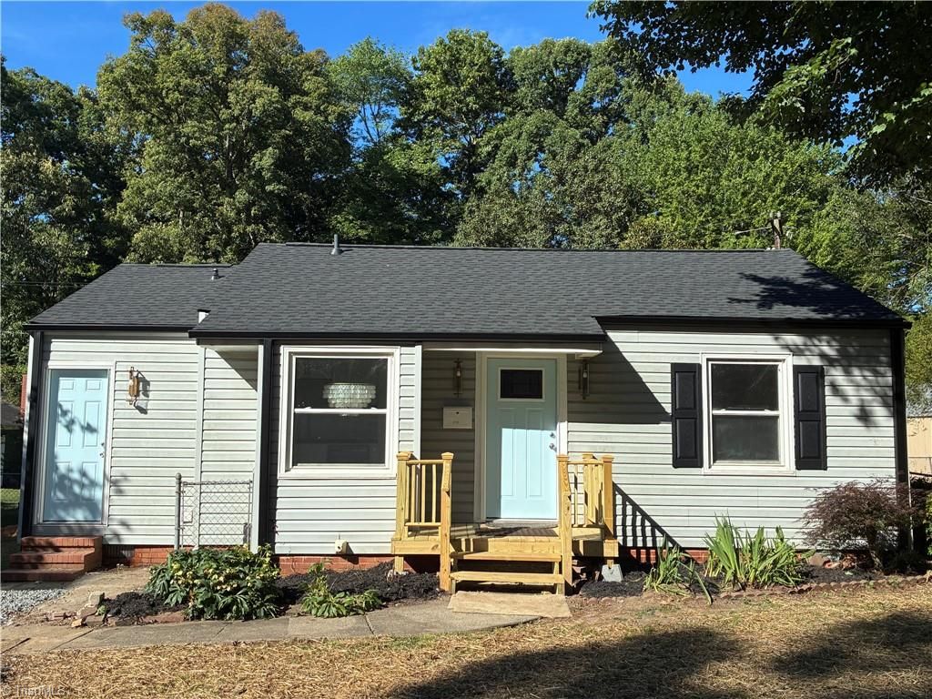 2735 Stratford Drive, Greensboro, NC 27408