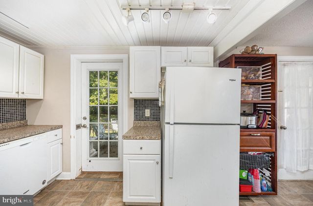 504 HOGESTOWN ROAD, Mechanicsburg, PA 17050