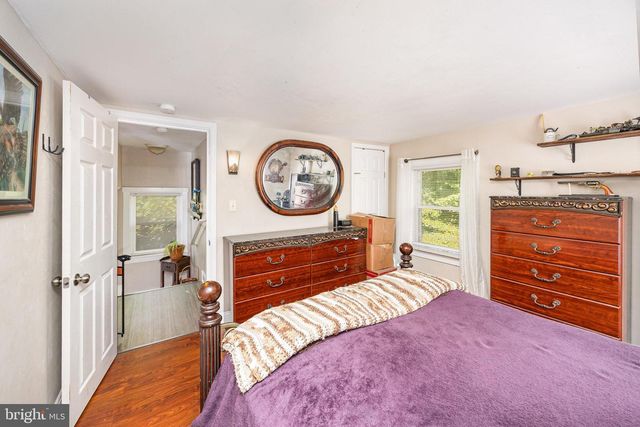 504 HOGESTOWN ROAD, Mechanicsburg, PA 17050