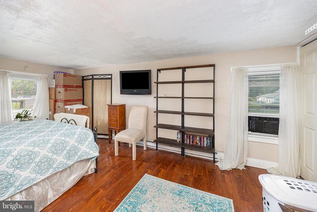 504 HOGESTOWN ROAD, Mechanicsburg, PA 17050