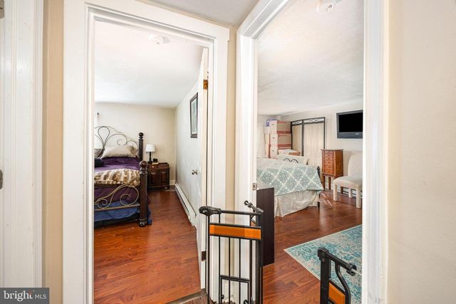 504 HOGESTOWN ROAD, Mechanicsburg, PA 17050