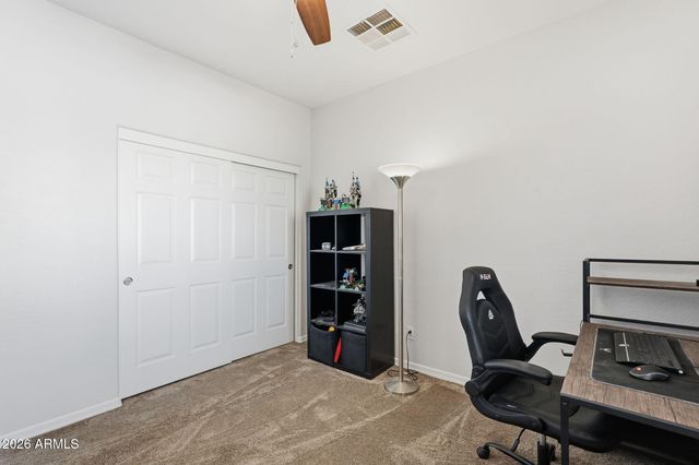 1228 E ARROWHEAD Trail, Gilbert, AZ 85297