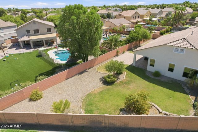 1228 E ARROWHEAD Trail, Gilbert, AZ 85297