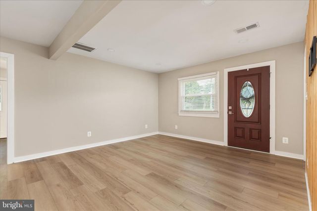 14013 GLENKIRK RD, Gainesville, VA 20155