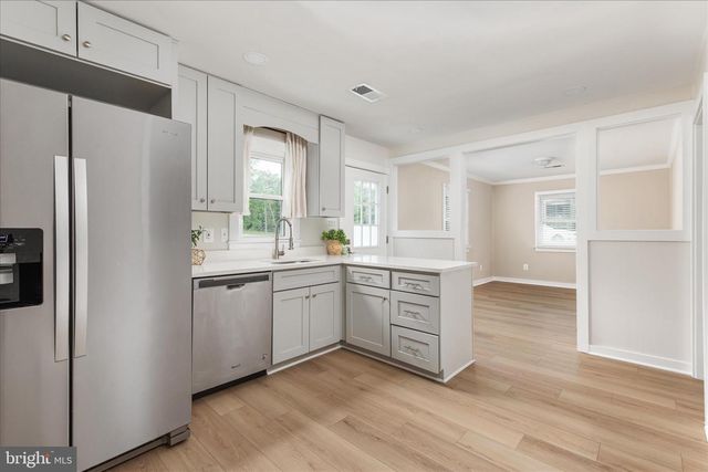 14013 GLENKIRK RD, Gainesville, VA 20155