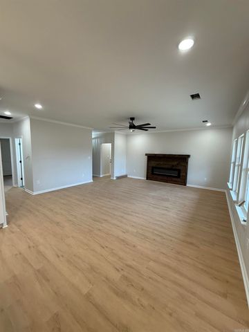 505 Madeleine Circle, Austin, AR 72007