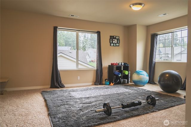 27661 Mcintosh Loop NE, Kingston, WA 98346