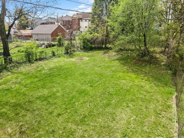 1426 Chapman AVE, Roanoke, VA 24016