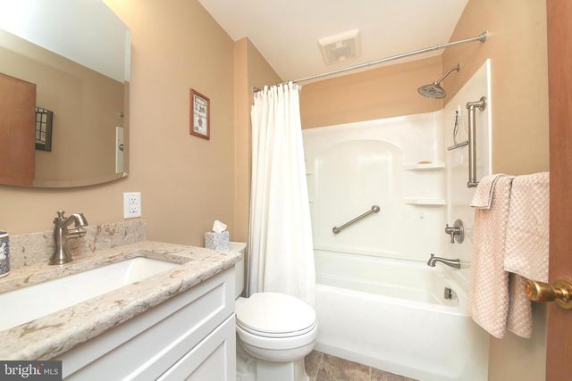 1448 WHEATON LN, North Wales, PA 19454