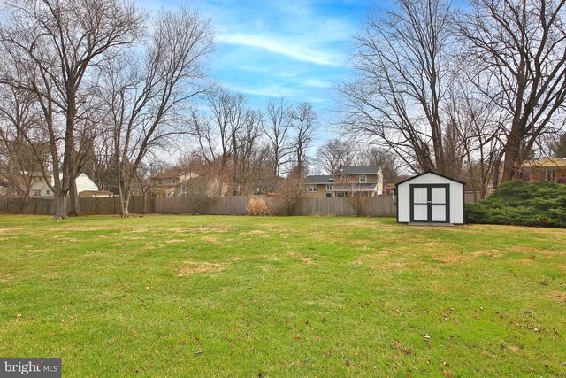 1448 WHEATON LN, North Wales, PA 19454