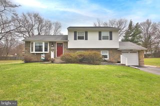 1448 WHEATON LN, North Wales, PA 19454