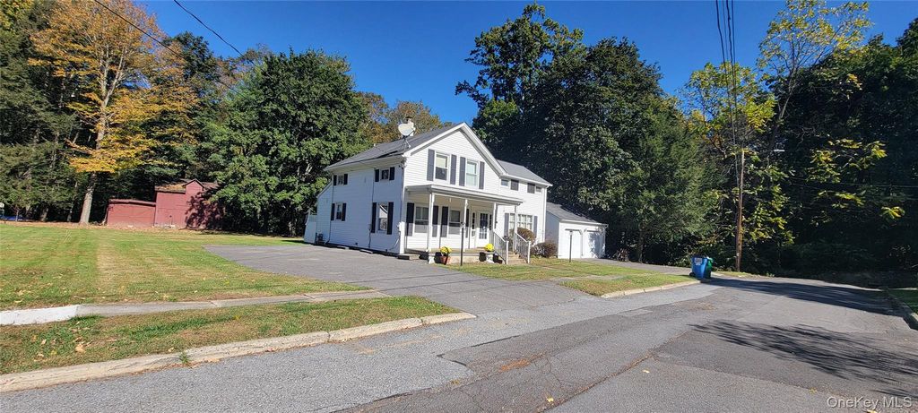 22 Washington Avenue, Highland, NY 12528