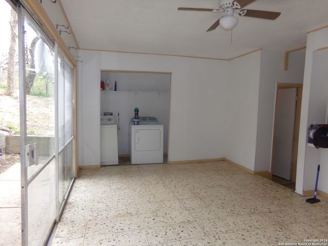 4835 Gus Eckert Rd Apt 3, San Antonio, TX 78240