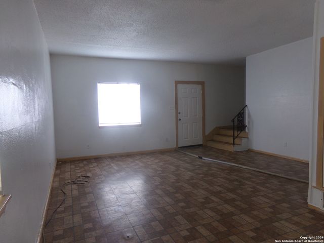 4835 Gus Eckert Rd Apt 3, San Antonio, TX 78240