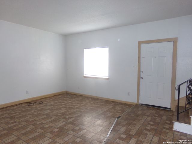 4835 Gus Eckert Rd Apt 3, San Antonio, TX 78240