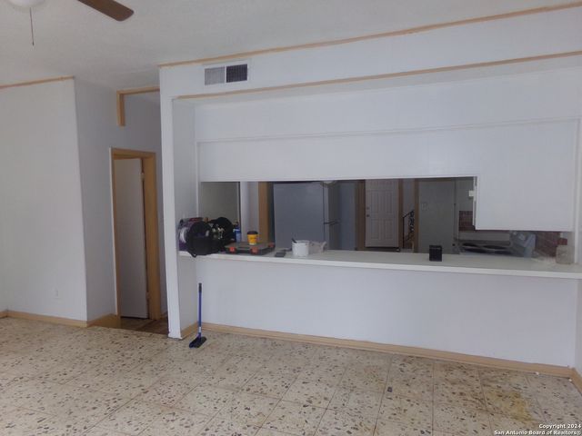 4835 Gus Eckert Rd Apt 3, San Antonio, TX 78240