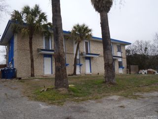 4835 Gus Eckert Rd Apt 3, San Antonio, TX 78240