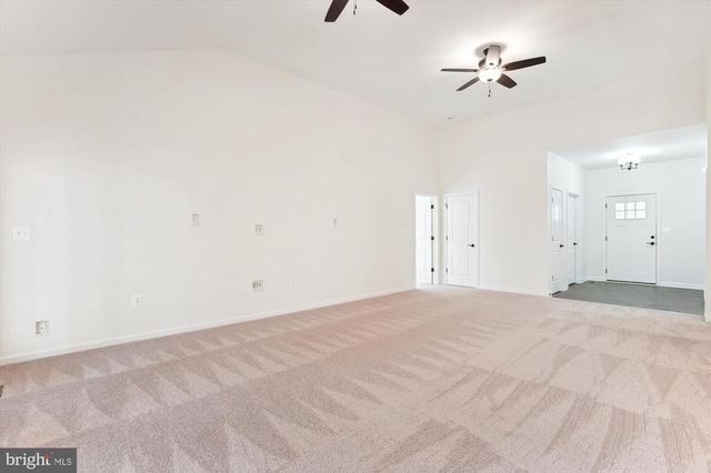 14 HOOPERS RUN LN, Richardsville, VA 22736