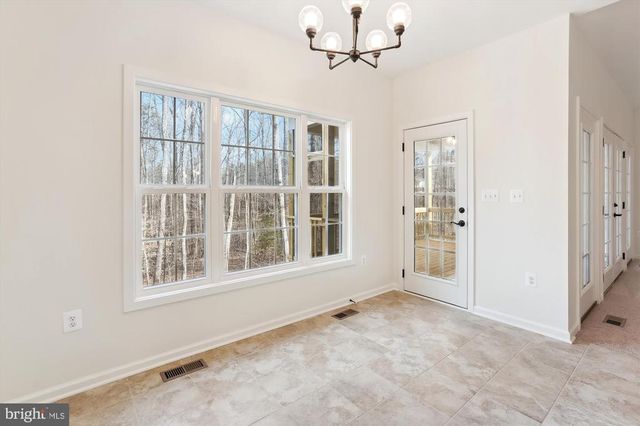 14 HOOPERS RUN LN, Richardsville, VA 22736