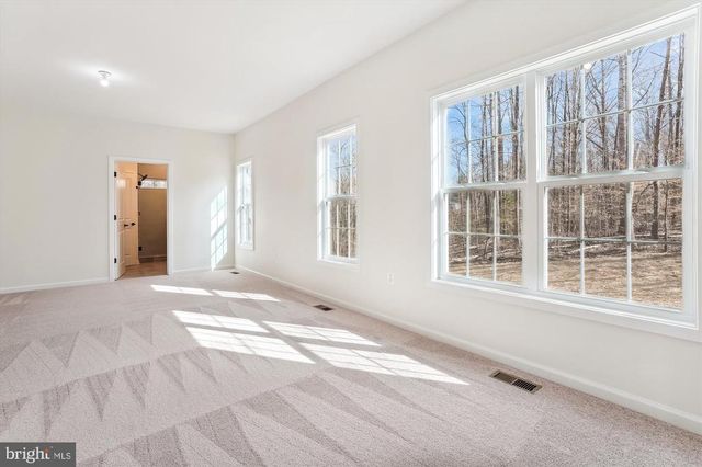 14 HOOPERS RUN LN, Richardsville, VA 22736