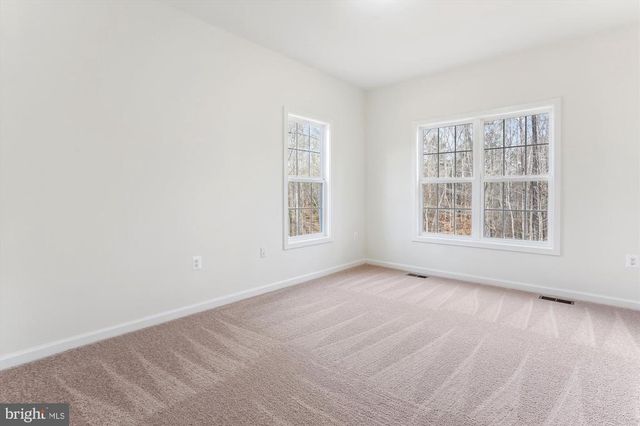 14 HOOPERS RUN LN, Richardsville, VA 22736