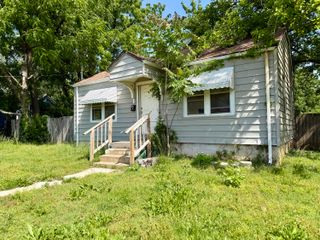 815 E Locust Street, Springfield, MO 65803