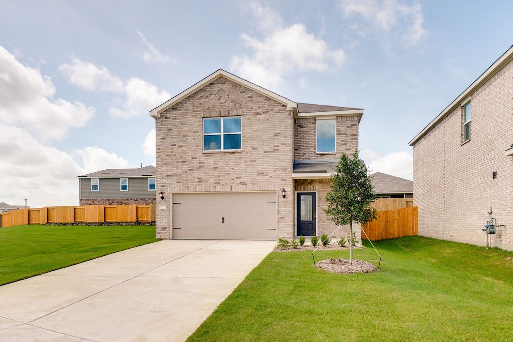 111 Condie Russell Avenue, Venus, TX 76084 — photo 2