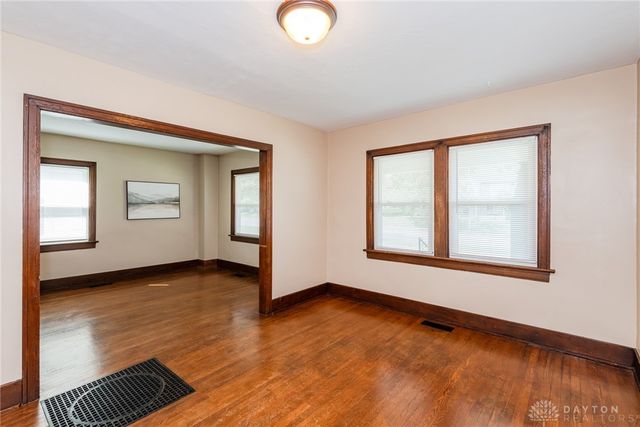 2316 S Dixie Drive, Kettering, OH 45409
