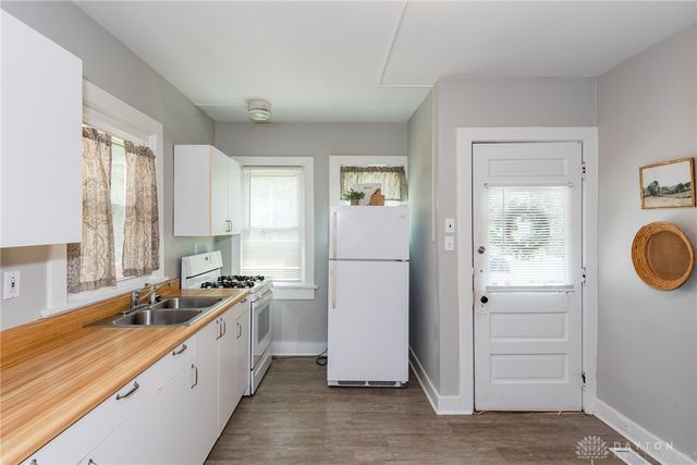 2316 S Dixie Drive, Kettering, OH 45409
