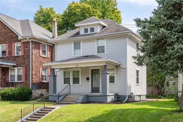 2316 S Dixie Drive, Kettering, OH 45409