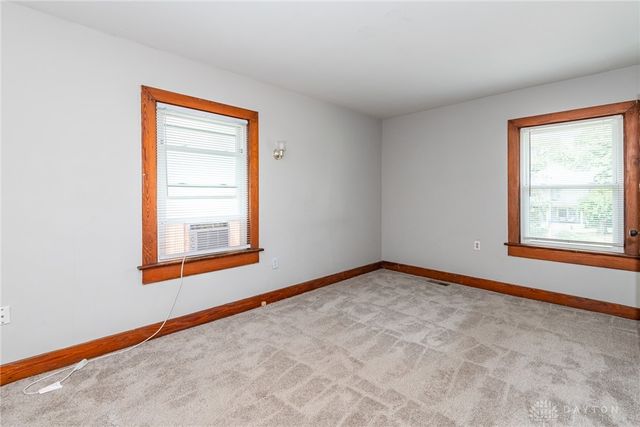 2316 S Dixie Drive, Kettering, OH 45409