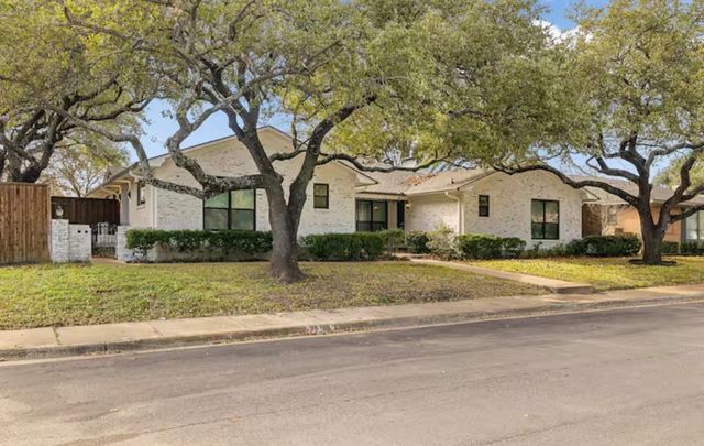 9005 Villa Park Circle, Dallas, TX 75225