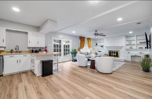 9005 Villa Park Circle, Dallas, TX 75225