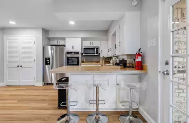 9005 Villa Park Circle, Dallas, TX 75225