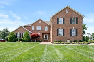 121 Highland Cir, Shelbyville, TN 37160