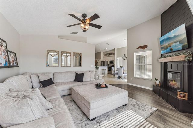 15436 AMBERBEAM BOULEVARD, Winter Garden, FL 34787