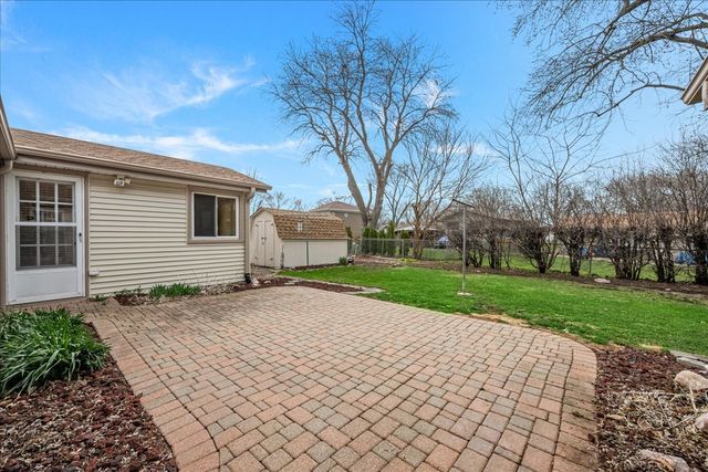 631 Venice Court, Schaumburg, IL 60193