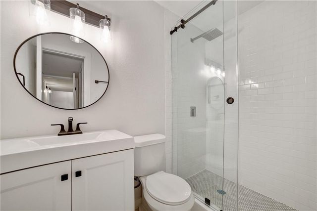 2600 Penny LN 118, Austin, TX 78757