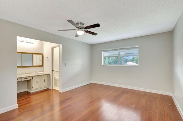 10789 N Military Trail 6, Palm Beach Gardens, FL 33410