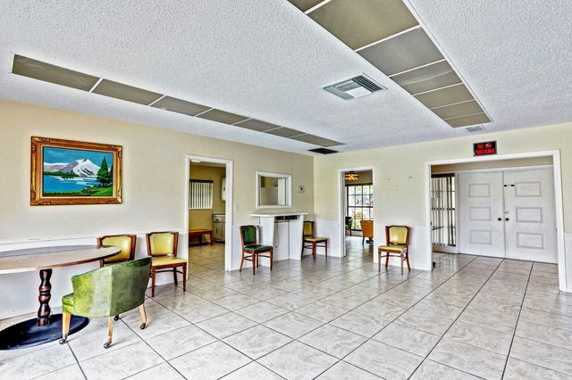 10789 N Military Trail 6, Palm Beach Gardens, FL 33410