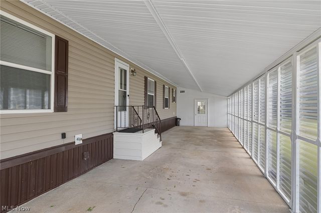 45 Periwinkle Drive, Olmsted Twp, OH 44138