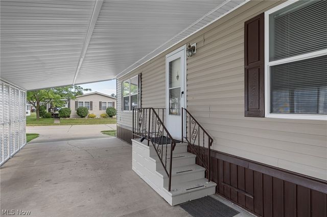 45 Periwinkle Drive, Olmsted Twp, OH 44138