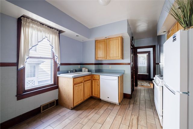 163 Mcnaughton Street, Rochester, NY 14606