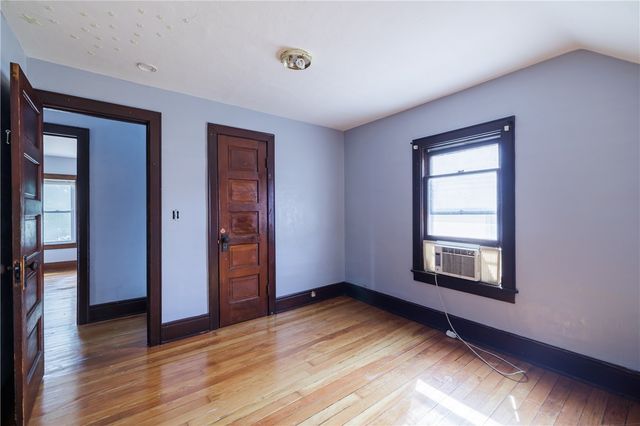 163 Mcnaughton Street, Rochester, NY 14606