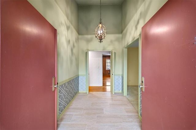 1570 Nantahalla NE Court, Atlanta, GA 30329