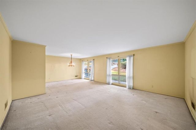 1570 Nantahalla NE Court, Atlanta, GA 30329